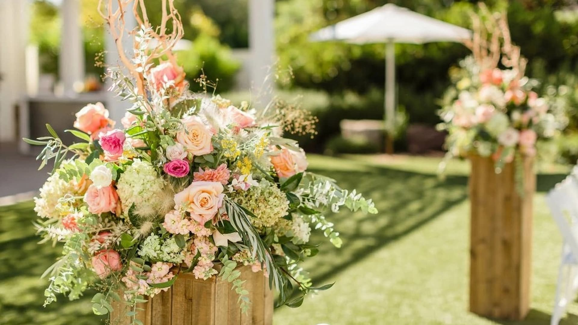 Garden pedestal arrangements
