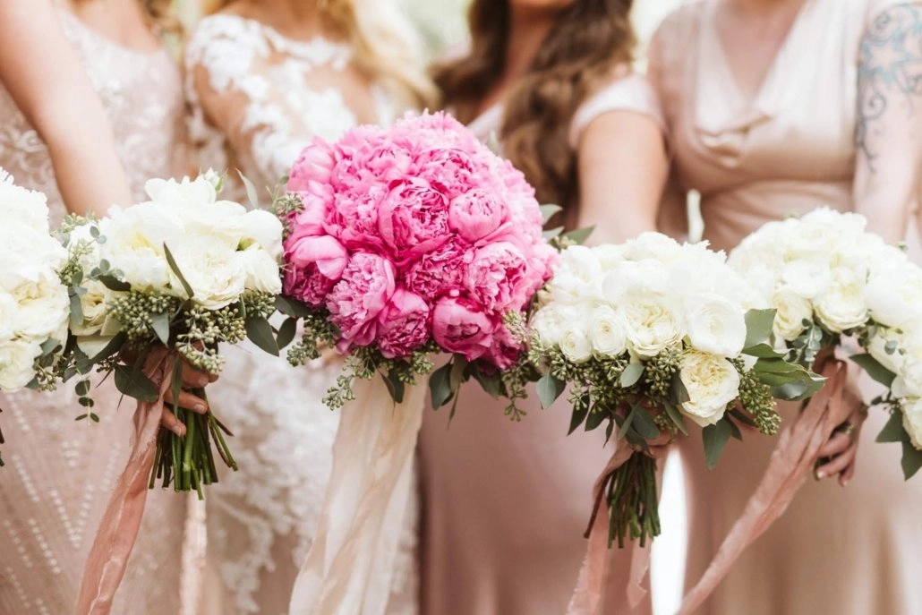 Bridesmaids with bouquets